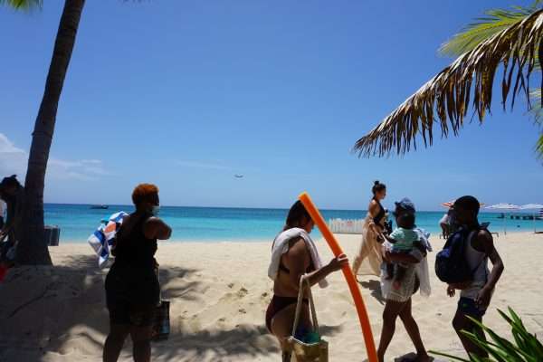 Beach Bum - Lenochod - Image 9