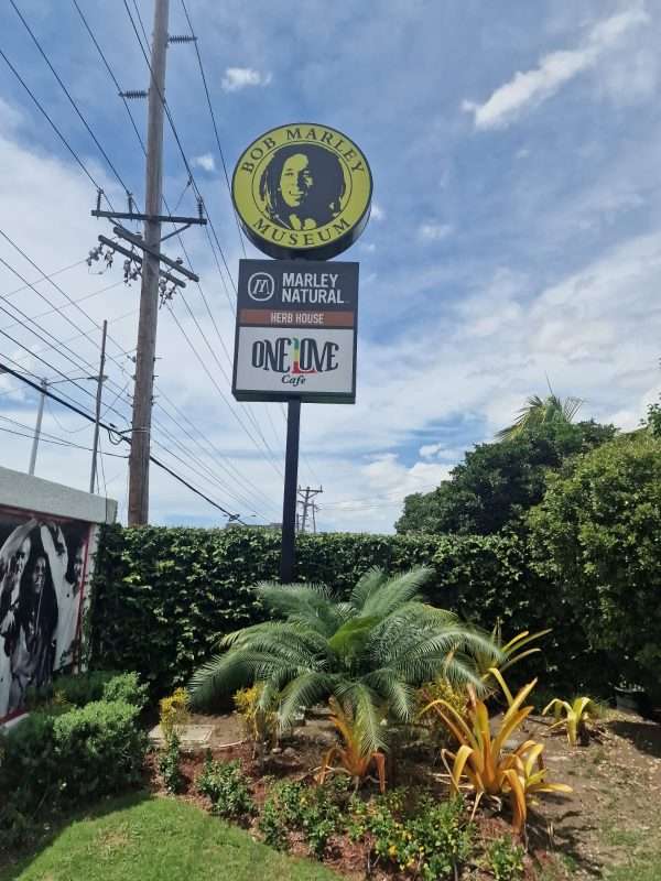 Trench Town, Bob Marley Museum, Devon House - Image 9
